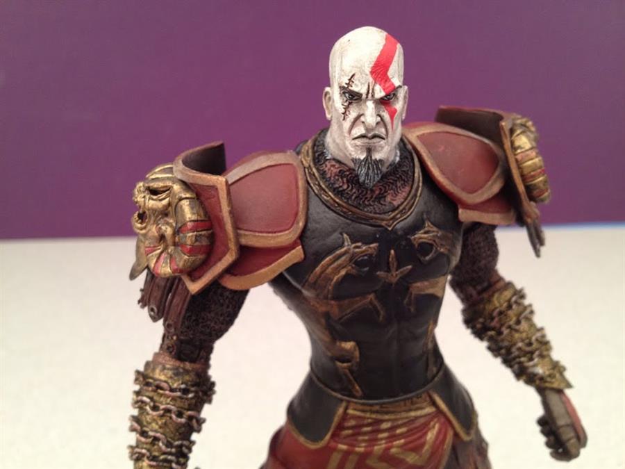 GOD OF WAR II KRATOS IN ARES ARMOR WITH THE BLADES OF OLYMPUS AND THE BLADES OF ATHENA