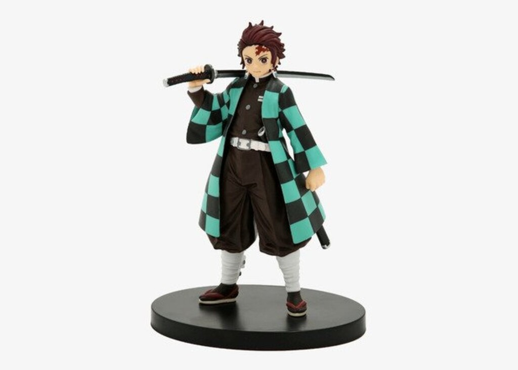 DEMON SLAYER TANJIRO CON AORI NEGRO Y VERDE PERSONAJE CON BASE 15 CM