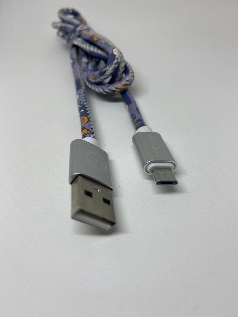 MIZOO DATA CABLE CUERO COLORES EN TUBO X51 MICRO USB